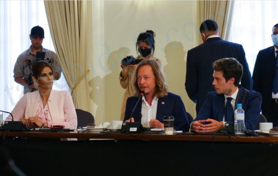 El Salvador Media Gives Blurry View of Brock Pierce and Skeptical Reactions to Bitcoin-Related Developments
