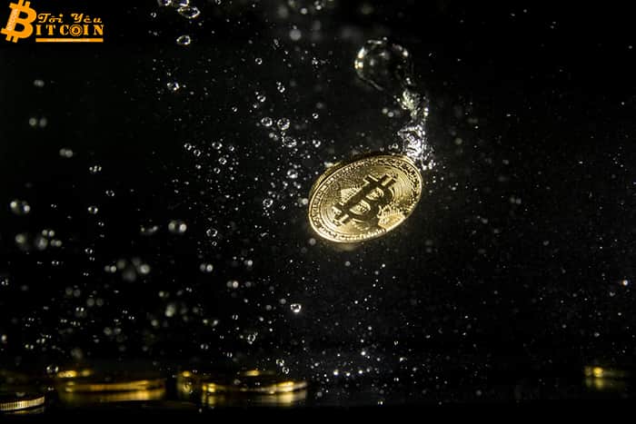 Bitcoin Price Drops Below $31,000 Support, $27,000 Risk Is Existing