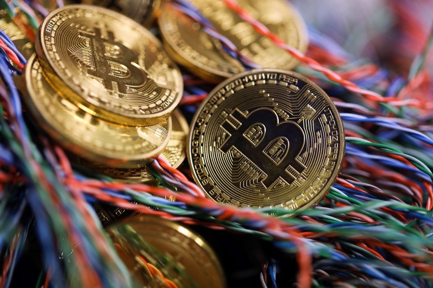 Up to two,000 BTC is withdrawn from exchanges each and every day