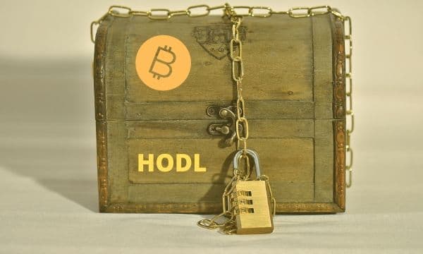 37% of US traders would not promote cryptocurrencies even in monetary problems