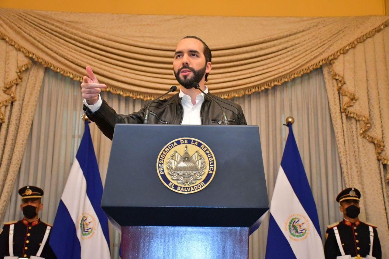 El Salvador buys the to start with 200 Bitcoins ahead of the implementation of the Law – Bitcoin “builds a column” over 52,000 USD