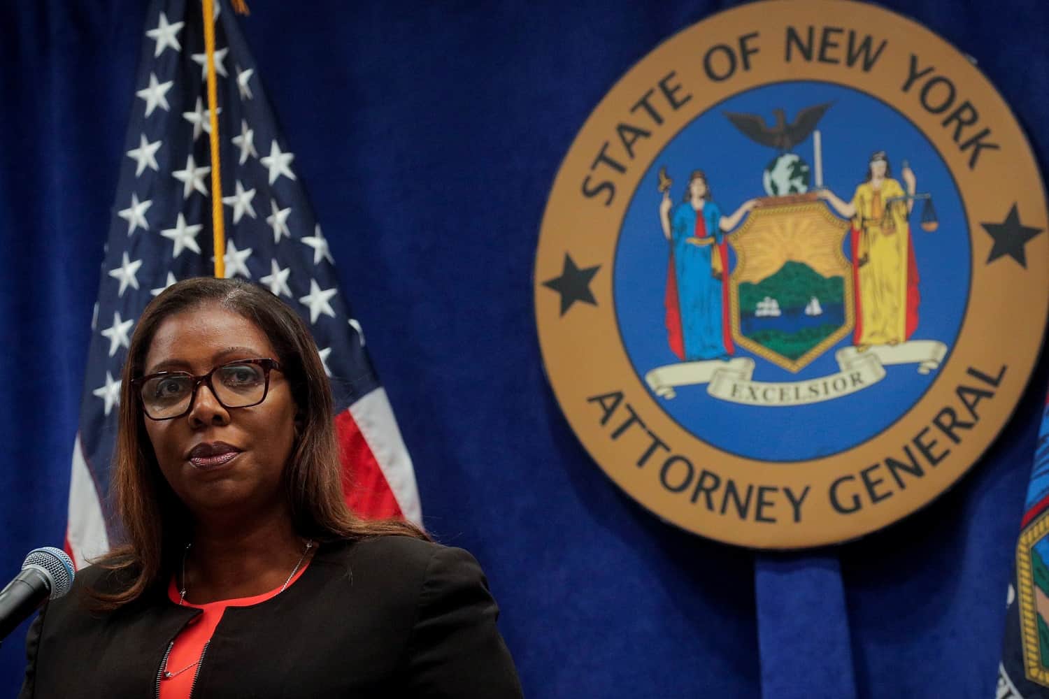 New York government orders two cryptocurrency lending platforms to halt operating