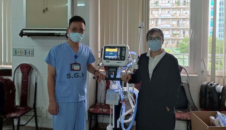 Binance Charity Foundation donates supporters in the central area