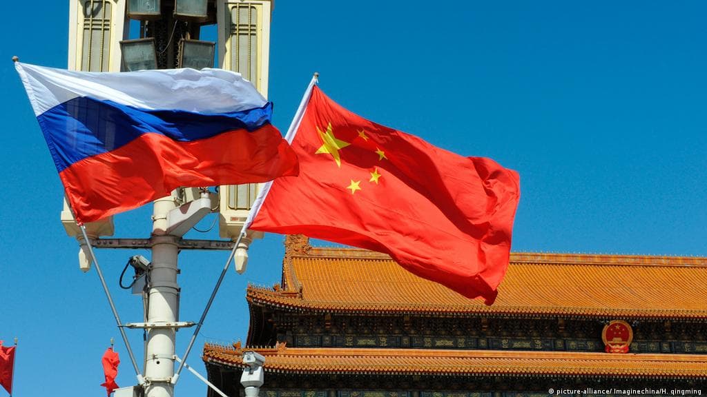Central banking institutions of Russia and China “shake hands” to bypass the SWIFT payment program