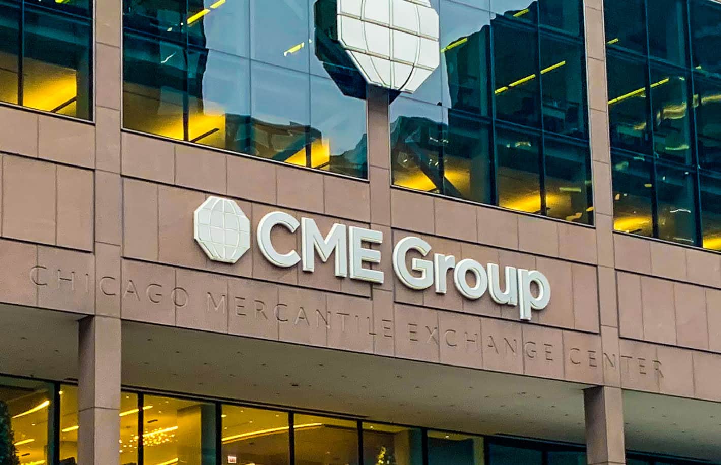 CME considers the launch of futures for the initially two altcoins: what does it signify?