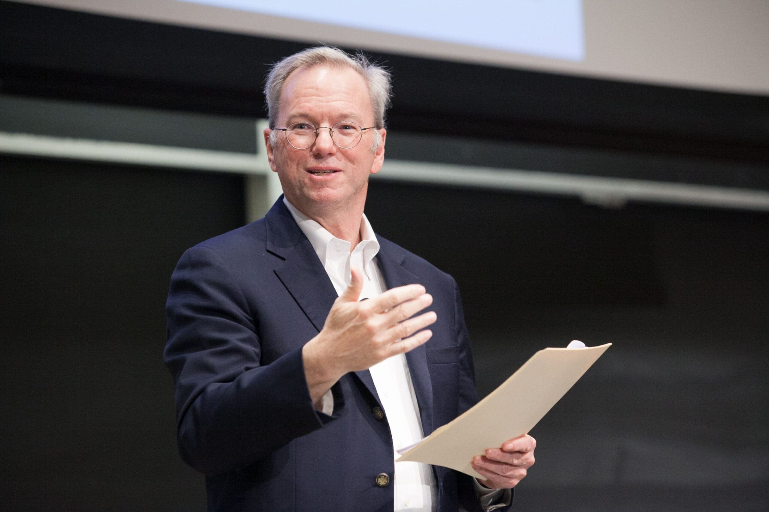 Former Google CEO Feels “Optimistic” About Web3, Which Reveals It Has Invested In Cryptocurrency