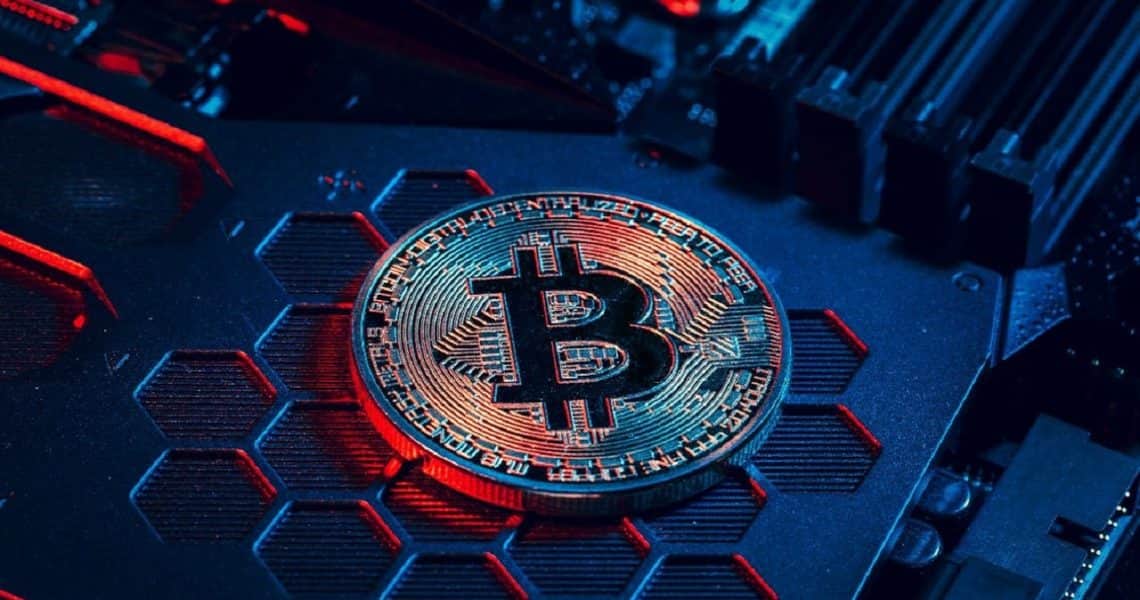 Withstanding as well a great deal stress from miners – Bitcoin (BTC) continues to fall beneath the USD 39,000 mark