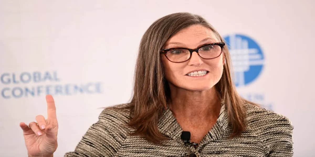 Cathie Wood’s ARK Investment Dumps Coinbase Stock With Huge Loss