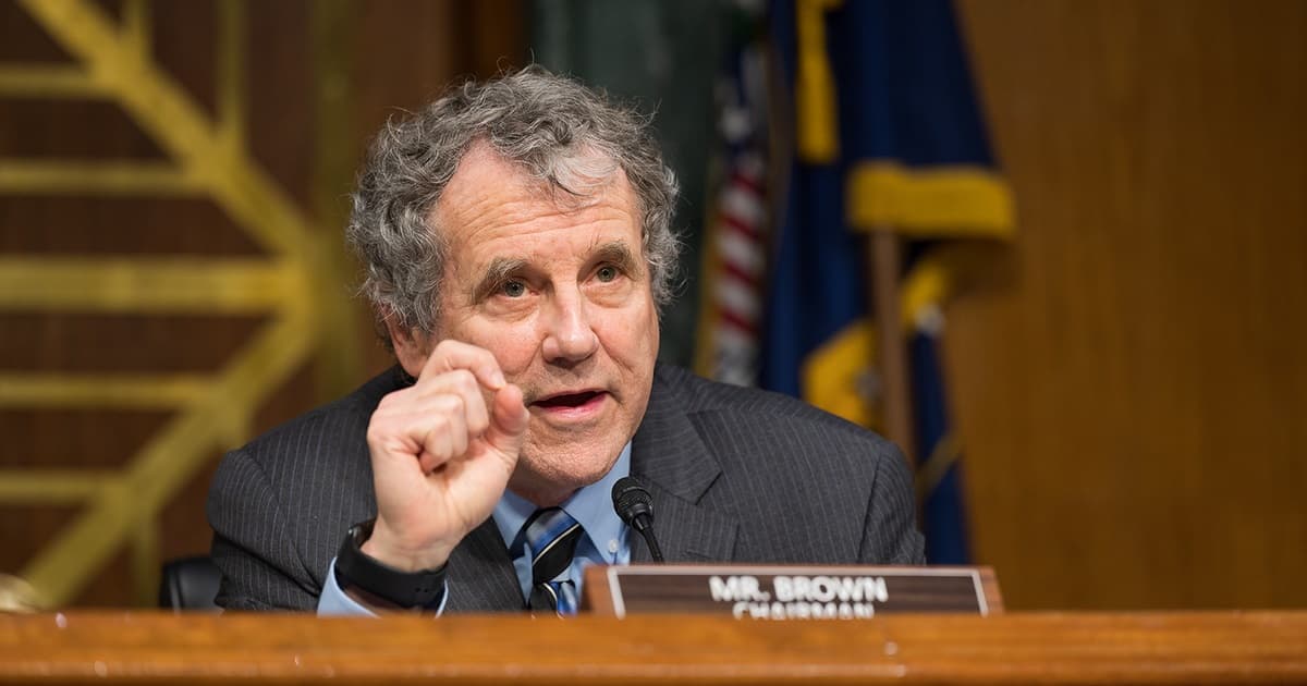 The US Senate Banking Commission requests info from Apple and Google
