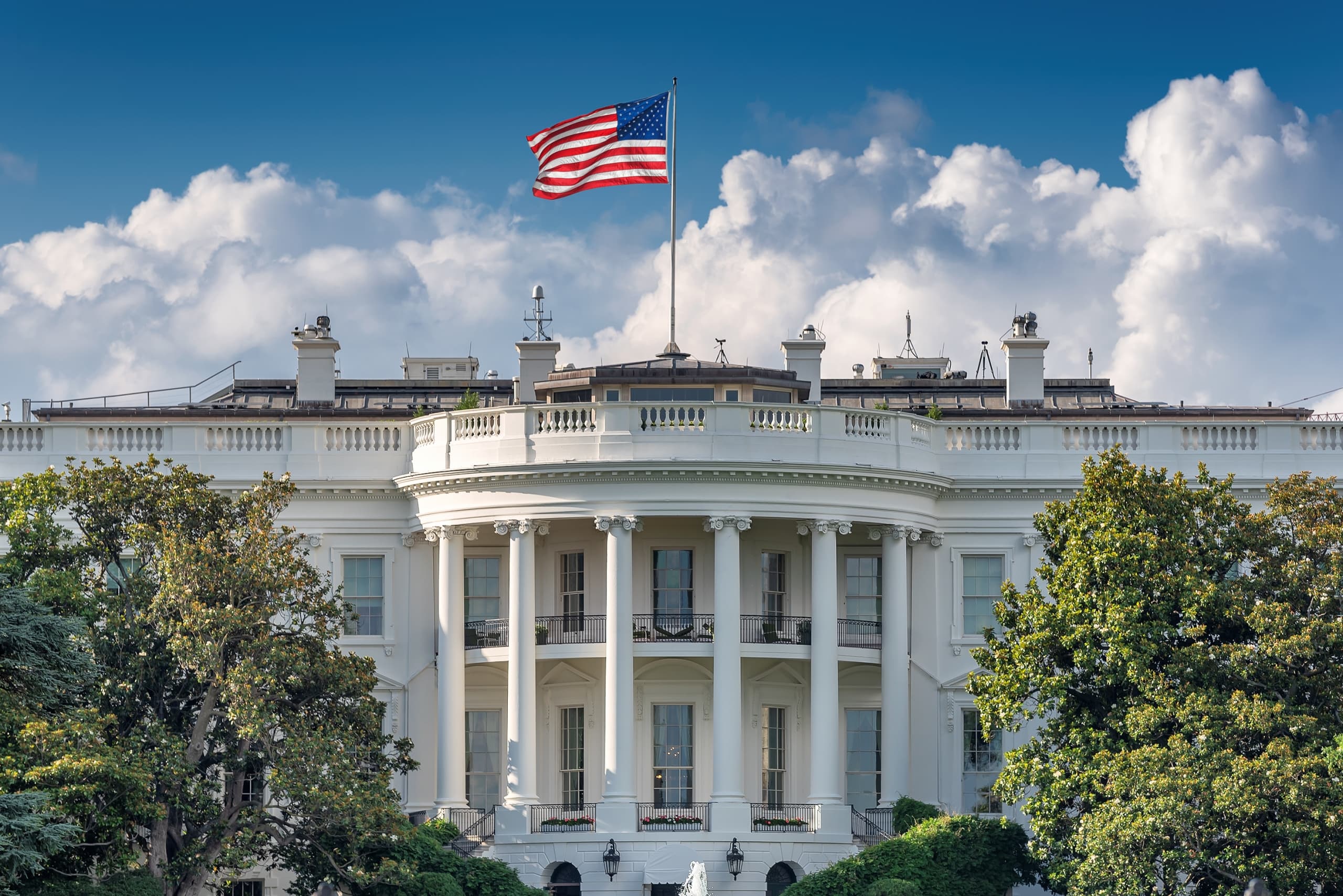 US government workers who very own cryptocurrency are prohibited from operating on cryptocurrency regulation