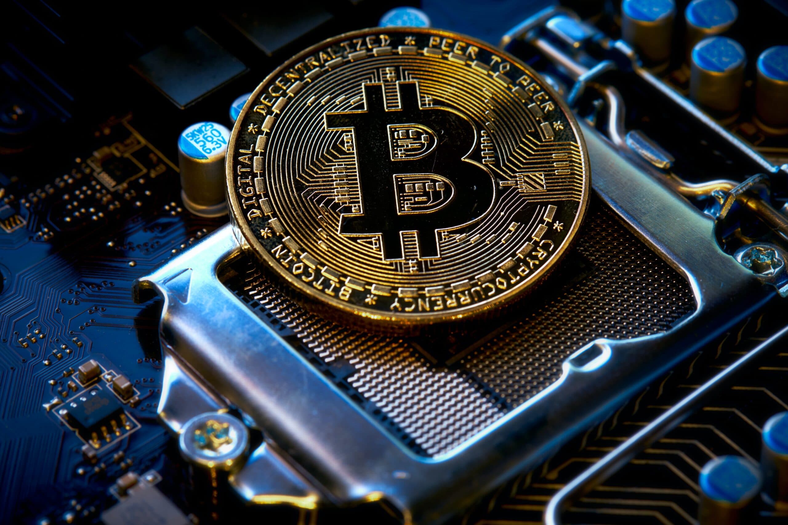 Bitcoin mining income bounces 68.six%, BTC price tag exceeds $ 25,000