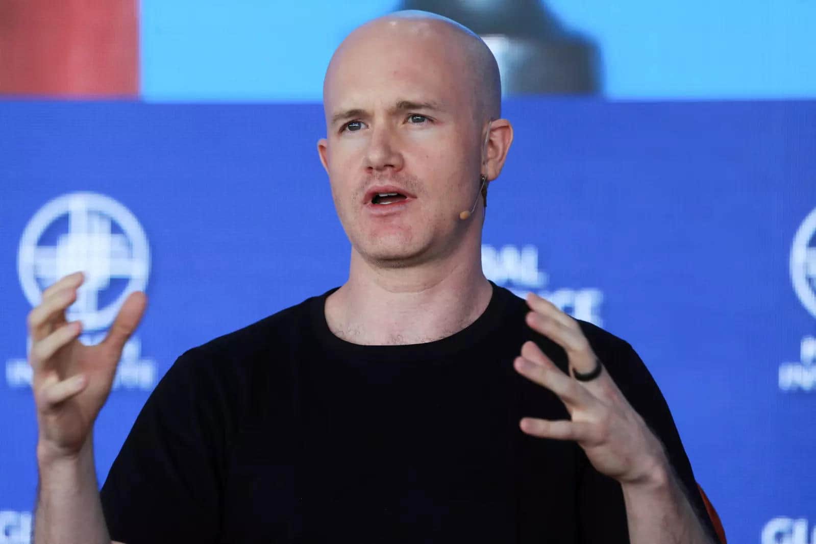Coinbase CEO Expects Exchange’s 2022 Revenue To Decrease By At Least 50% Compared To 2021
