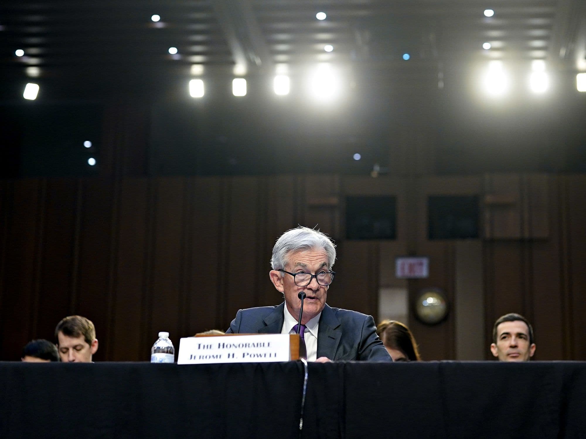 Fed Chairman: Cryptocurrency Industry Is A “Mess” But Progress Shouldn’t Be Shut Down