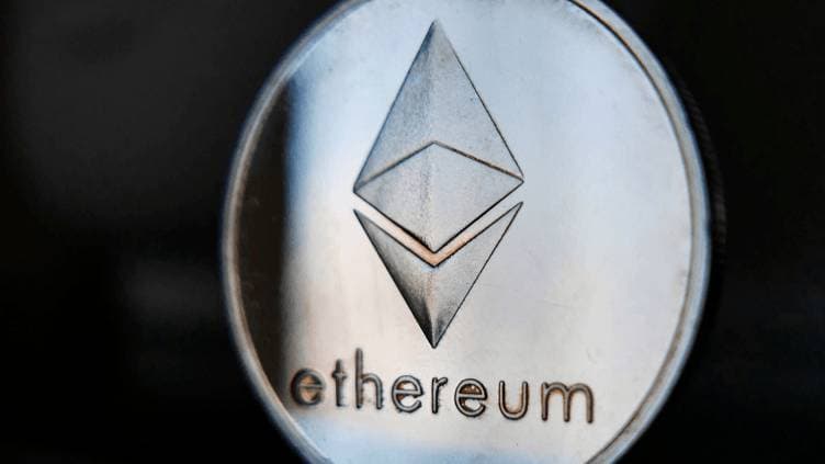 A researcher suggests acquiring ETH rather of BTC just before the SEC approves the ETF