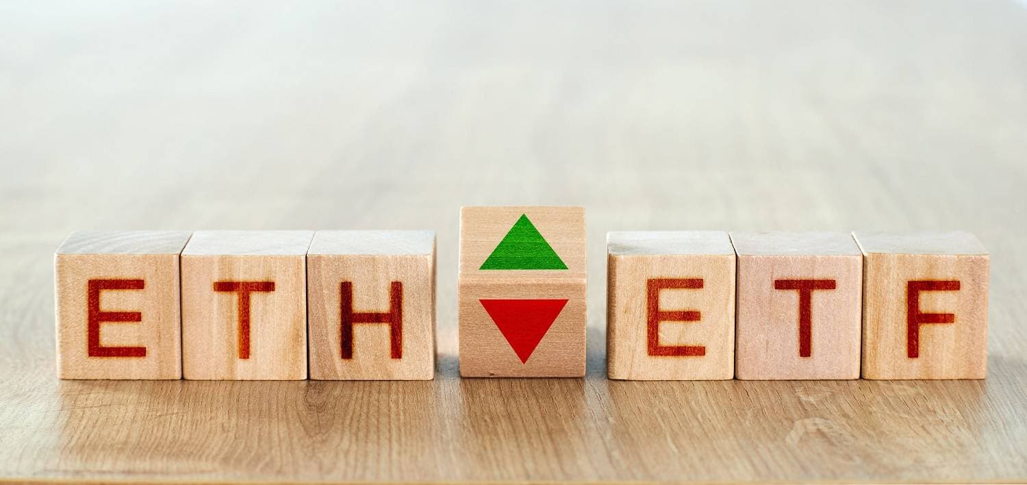 The SEC delays two Ethereum spot ETF proposals from ARK Invest and VanEck
