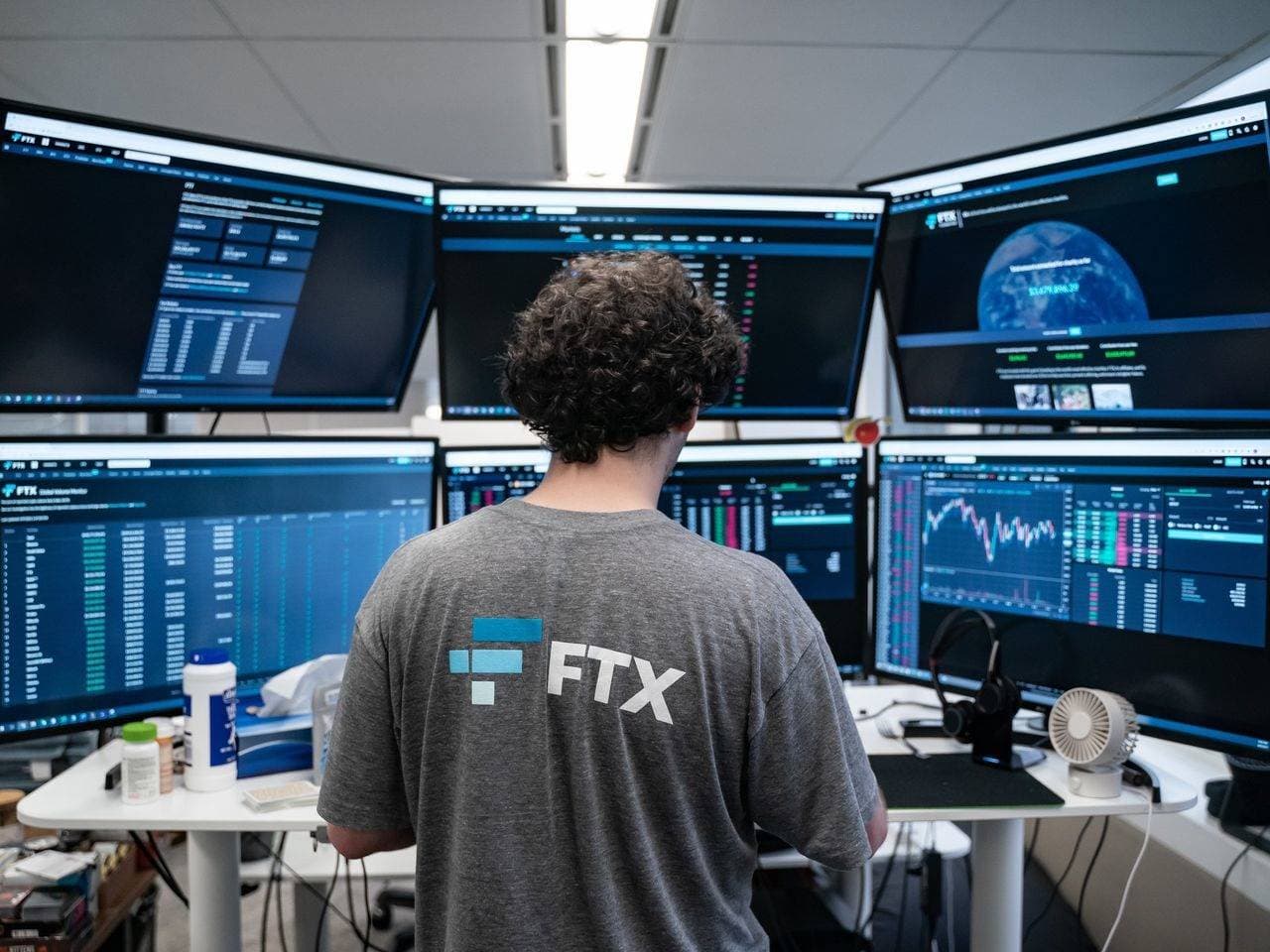FTX after fired an worker mainly because he found a “back door” to withdraw dollars