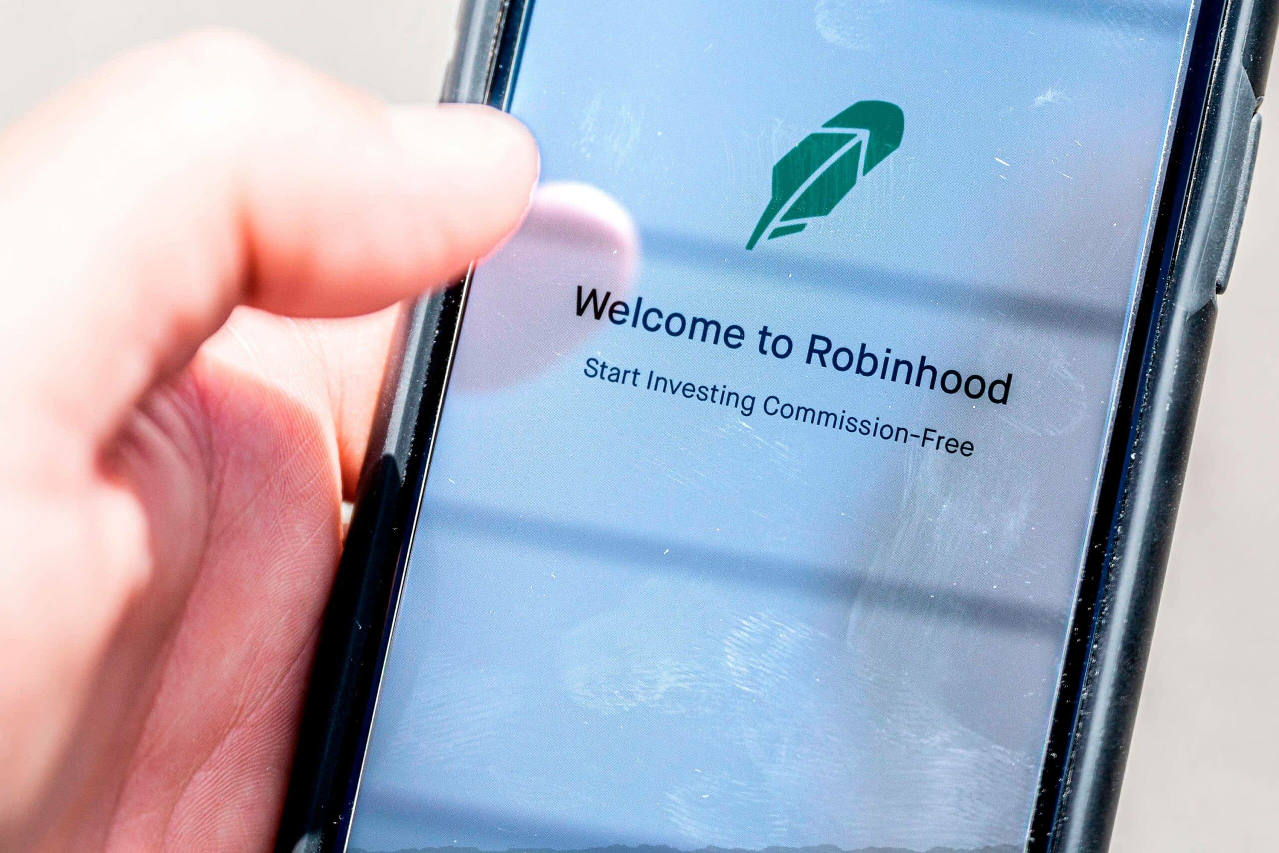 Crypto Revenue Declines, Robinhood Still Determined to Expand Services in Europe and United kingdom