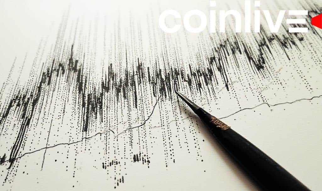 Bitcoin Approaches $127K Amid Double-Bottom Speculation
