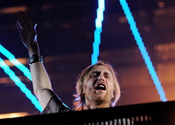 DJ David Guetta bán bất động sản sang trọng tại Miami với giá 38 BTC