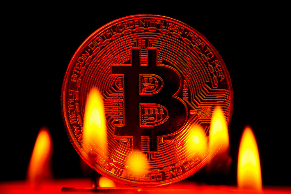 Bitcoin "to bleed" Under $ 30,000 - End or New Start for BTC?