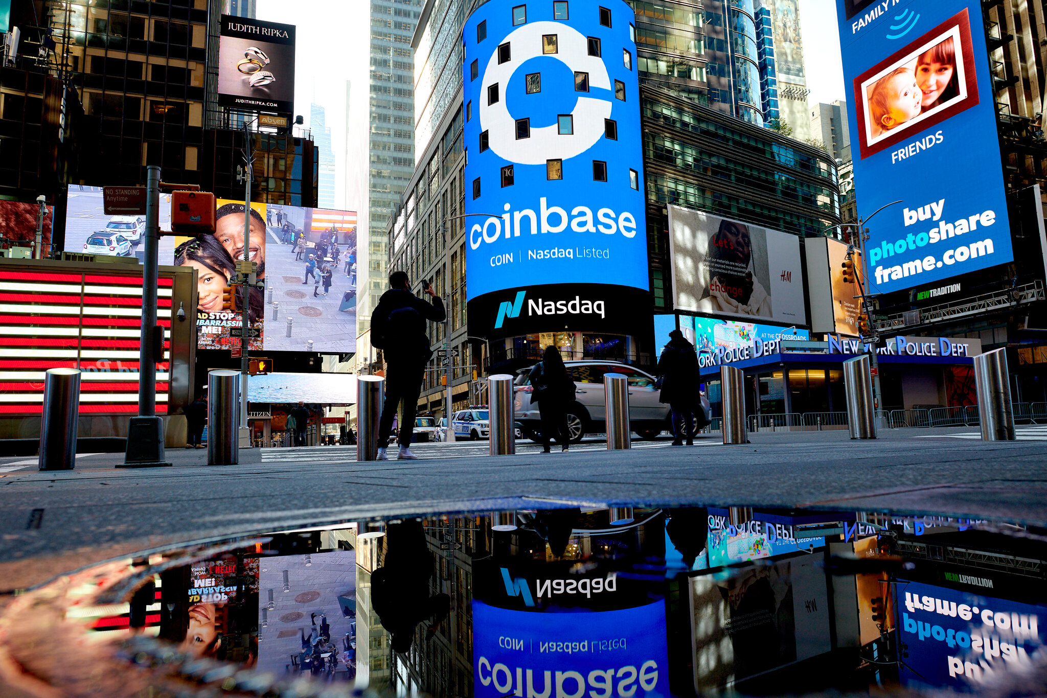 Coinbase buys $ 500 million in additional cryptocurrencies on its balance sheet