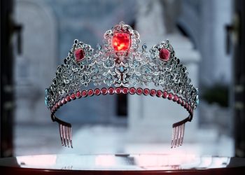 Dolce & Gabbana amazes with the debut of the NFT collection in Venice