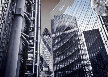 Bank of England Warns Financial Institutions Considering Using Cryptocurrencies