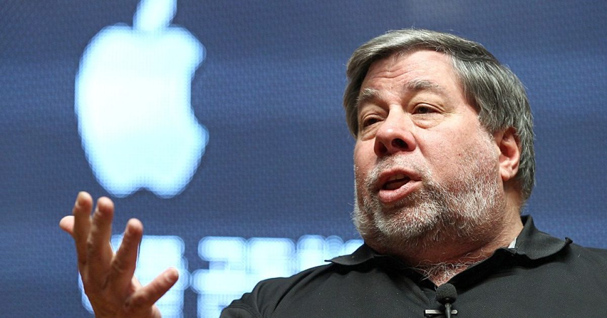 Apple co-founder Steve Wozniak warns the government will never do this "leave alone" for Bitcoin