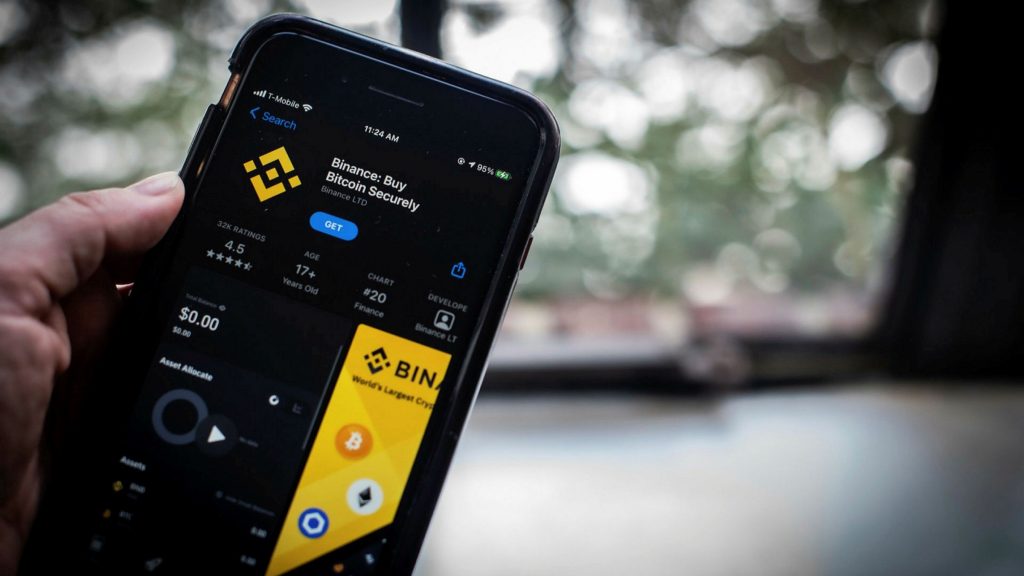 Most users still trust to use Binance after the legal problems encountered