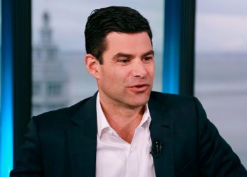 Twitter CFO: "Don't invest in cryptocurrencies right now"