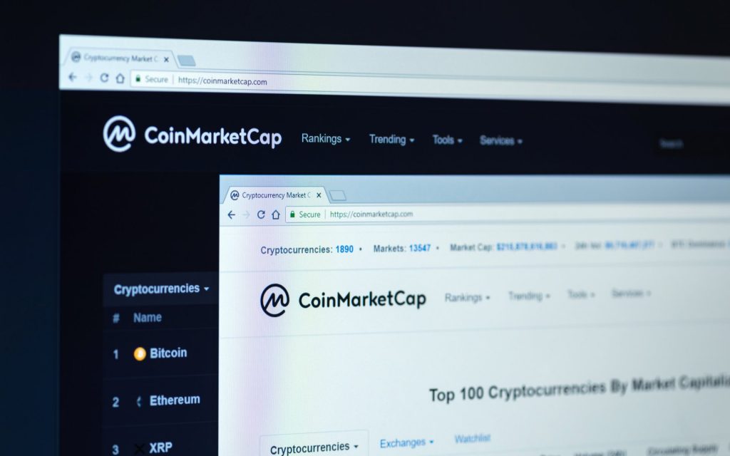 CoinMarketCap has a mistake, coin prices "dance in the sky"