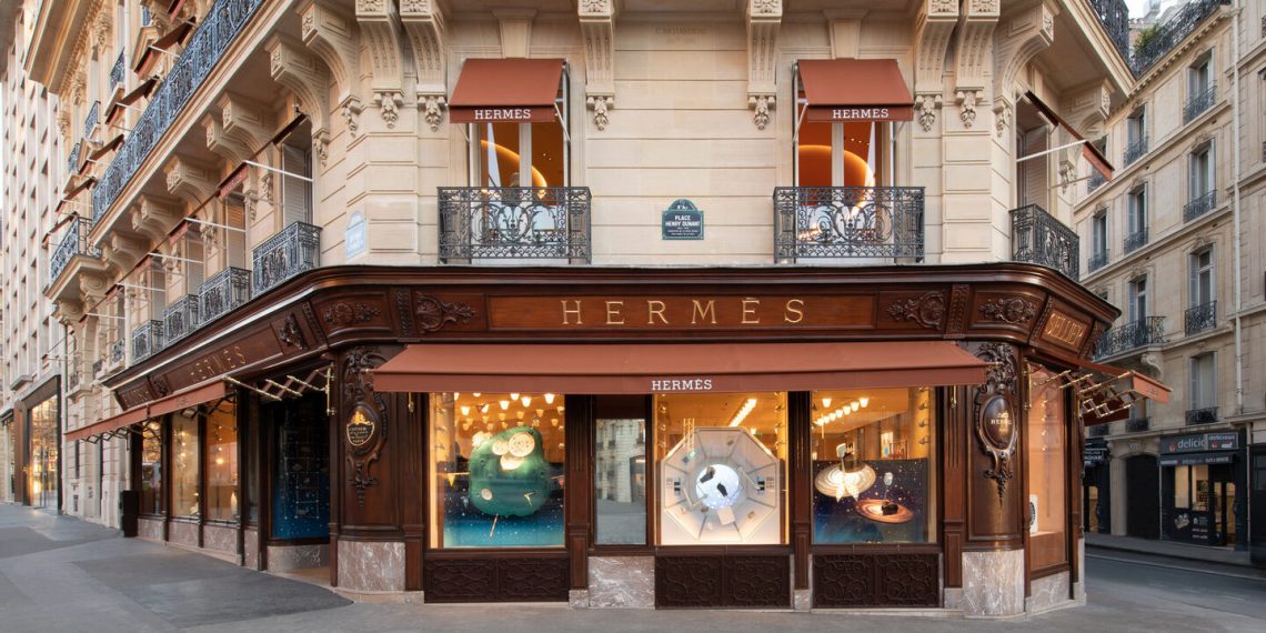 Hermès accuses NFT MetaBirkin of infringing on handbag trademark