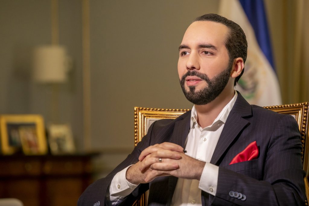 President Nayib Bukele made a prediction "reckless" on Bitcoin (BTC) futures in 2022