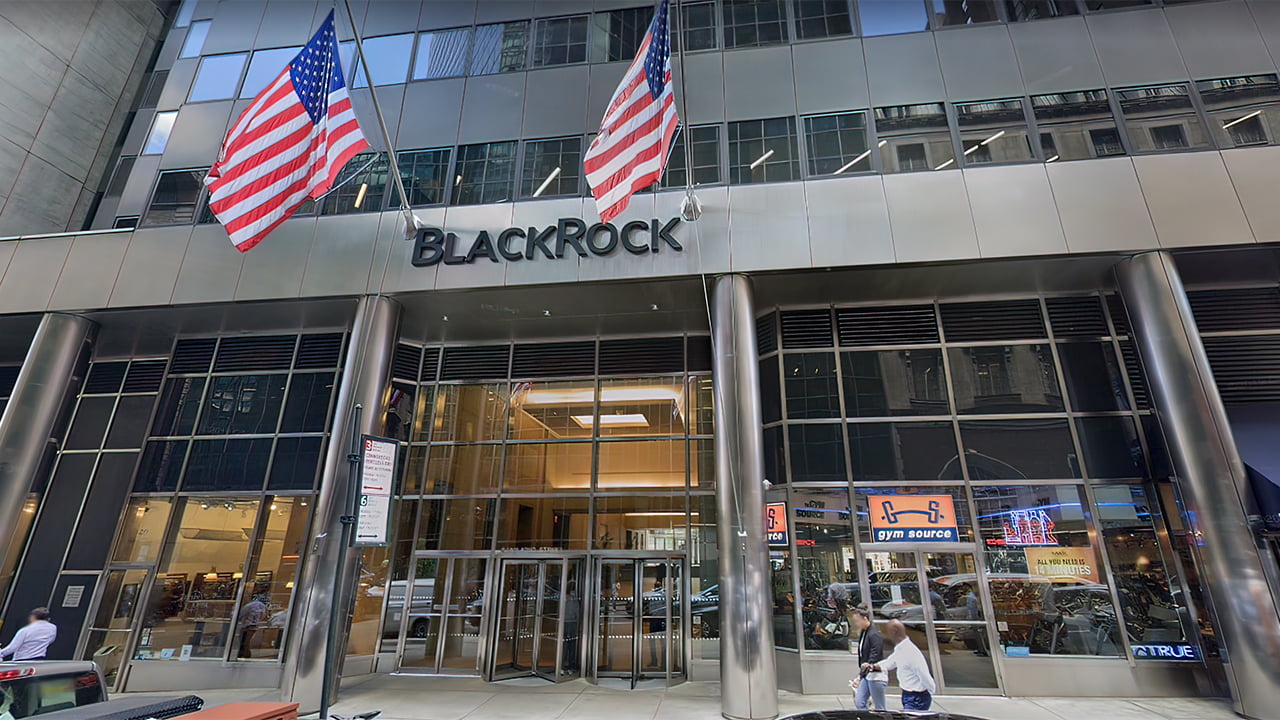 The world's largest fund management company BlackRock is about to offer Bitcoin (BTC) trading.