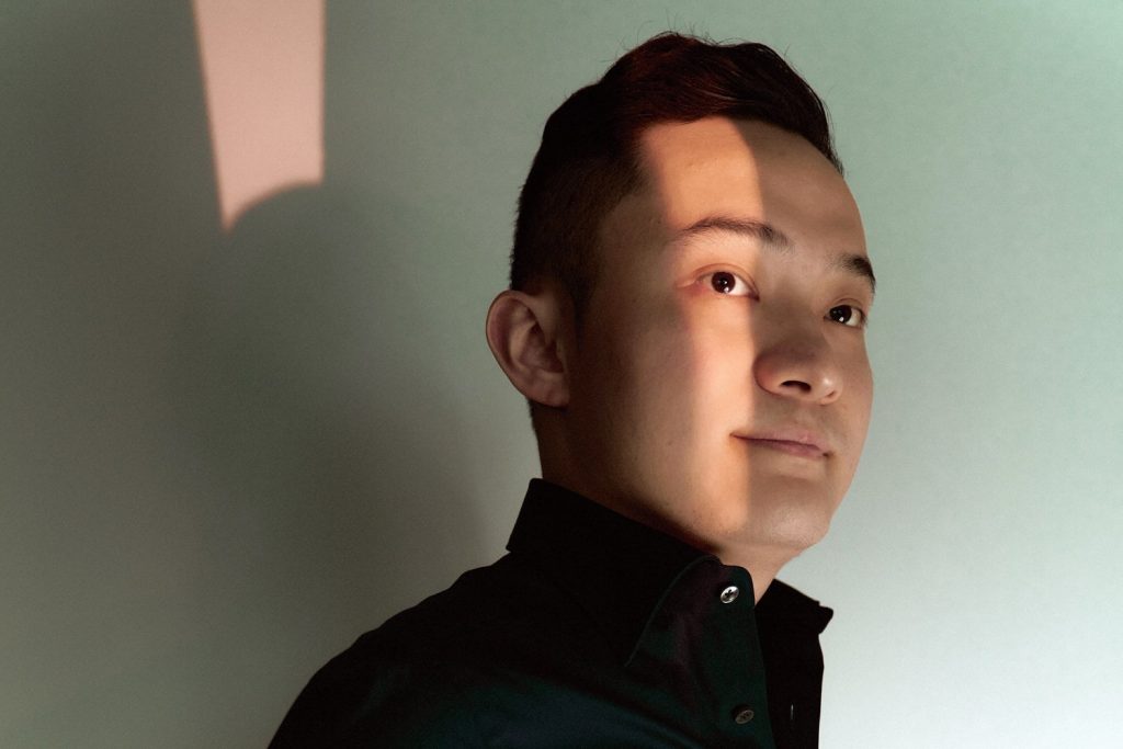 It was discovered that Justin Sun was "fishing with two hands" in the Ukraine-Russia conflict