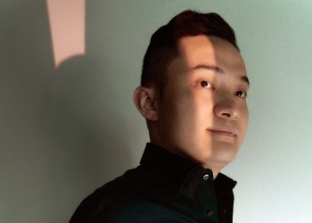 It was discovered that Justin Sun was "fishing with two hands" in the Ukraine-Russia conflict