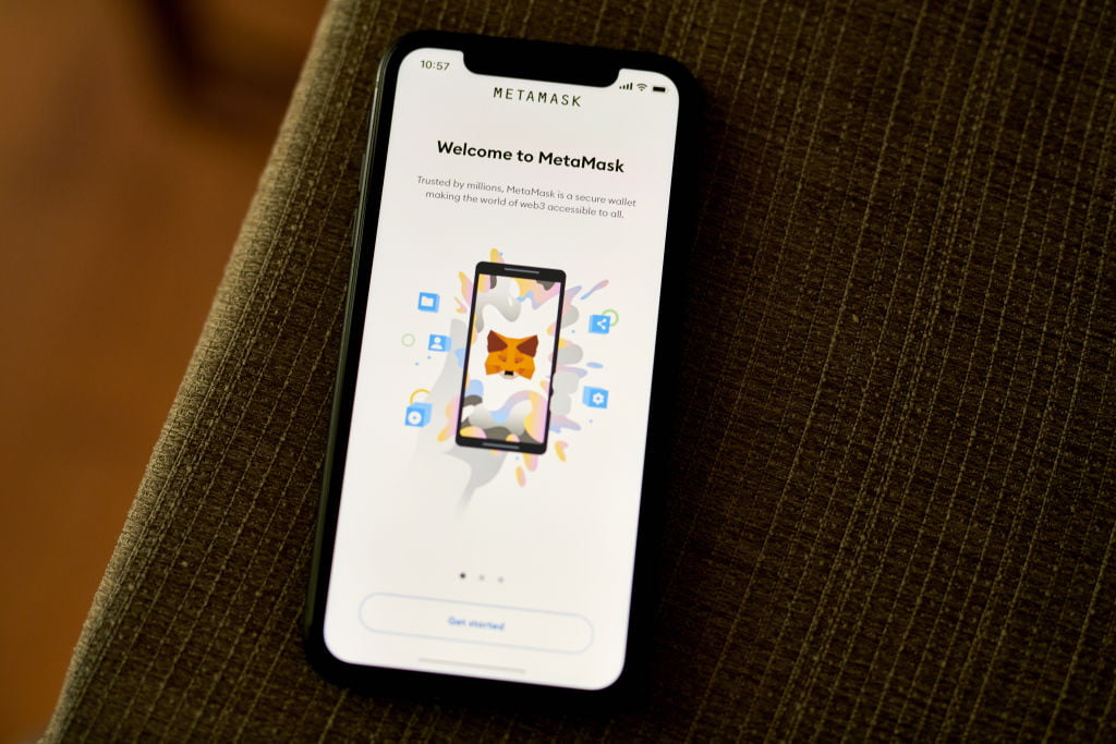 MetaMask warns Apple iCloud users of the risk of exposing their wallets