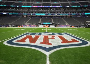 Socios teamed up with 13 American Football League (NFL) teams, revealing the possibility of issuing fan tokens