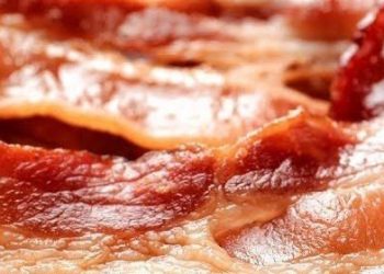 Why is Beacon suitable for Oracle's current API3 approach?