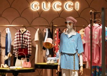 Gucci tries to accept cryptocurrency payments