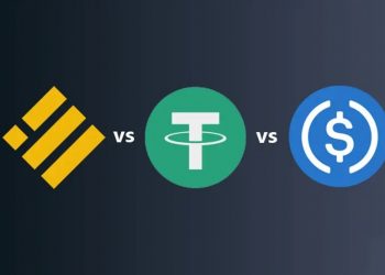 Investors flock to stablecoins: why USDT depreciates, USDC - BUSD "on the throne"?