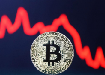 Bitcoin lags US equities, altcoins in most current bounce