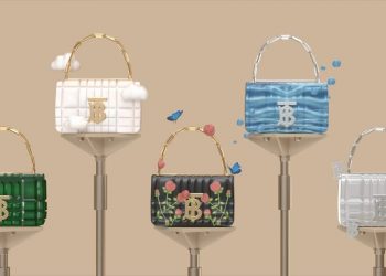 Burberry virtual bag "single explosion" on Roblox