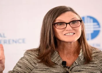 Cathie Wood’s ARK Investment Dumps Coinbase Stock With Huge Loss