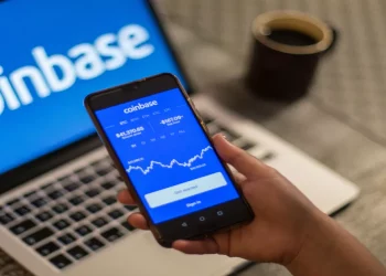 Coinbase Shareholders Could Be At High Risk Due to Dilution – JP Morgan Analyst Warns