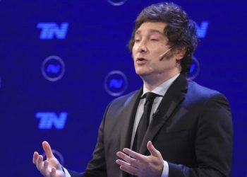 Argentine presidential candidate sued "announcement" scam crypto platform for investors