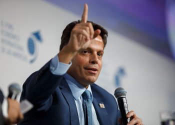 FTX Ventures acquires thirty% stake in SkyBridge Capital 8 FTX Ventures acquires 30% stake in SkyBridge Capital