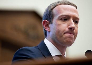 US lawmakers ask Mark Zuckerberg for clarification on Meta's anti-crypto fraud policy