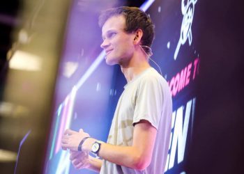 Vitalik Buterin defends the DAO from criticism from the traditional world