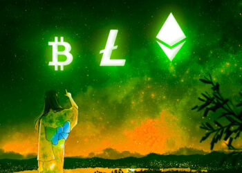 Top Crypto Analyst Charts the Way Forward for Bitcoin, Ethereum and Litecoin, Calls for Caution on Altcoins